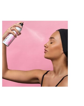 Brush Works Dewy Makeup Setting Spray