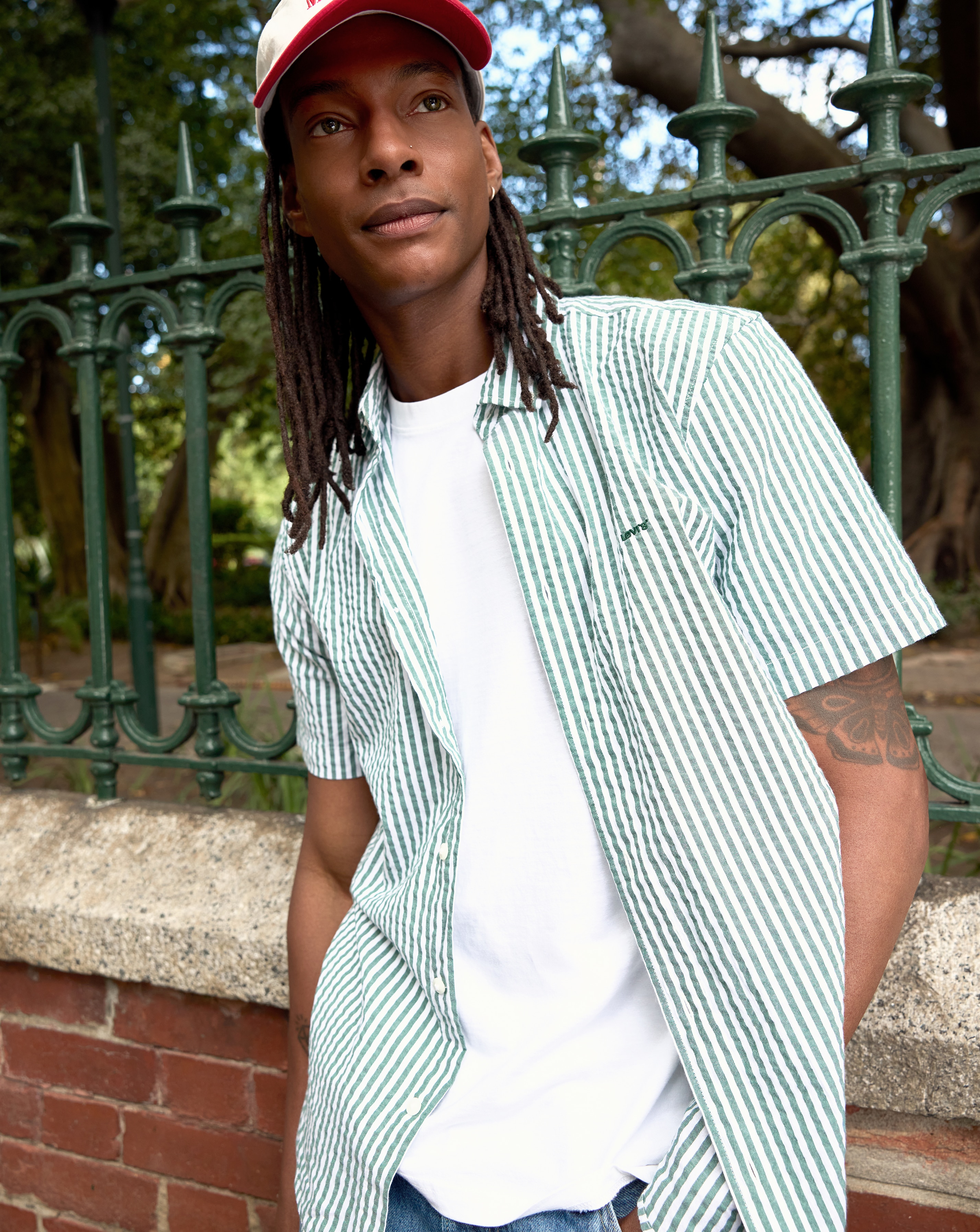 New In - Levi's Authentic Button Down Shirt