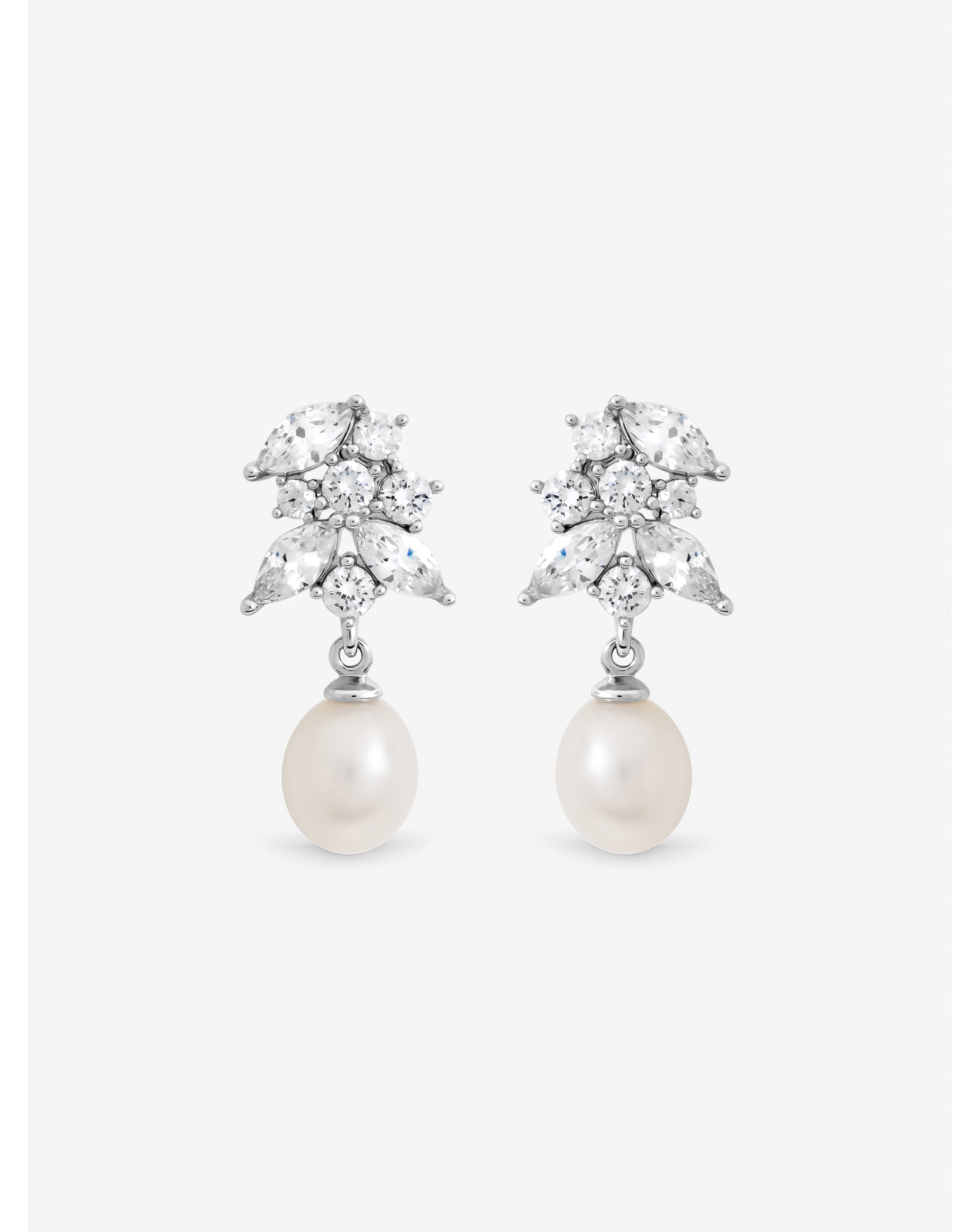 New In - Rhodium Freshwater Pearl Earrings