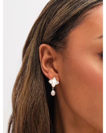 Jon Richard Gold Plated Mother of Pearl and Pearl Clover Earrings