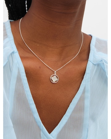 Inicio Sterling Silver Plated Mother of Pearl Clover Pendant - Gift Pouch