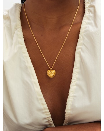 Jon Richard Gold Plated Satin Heart Pendant