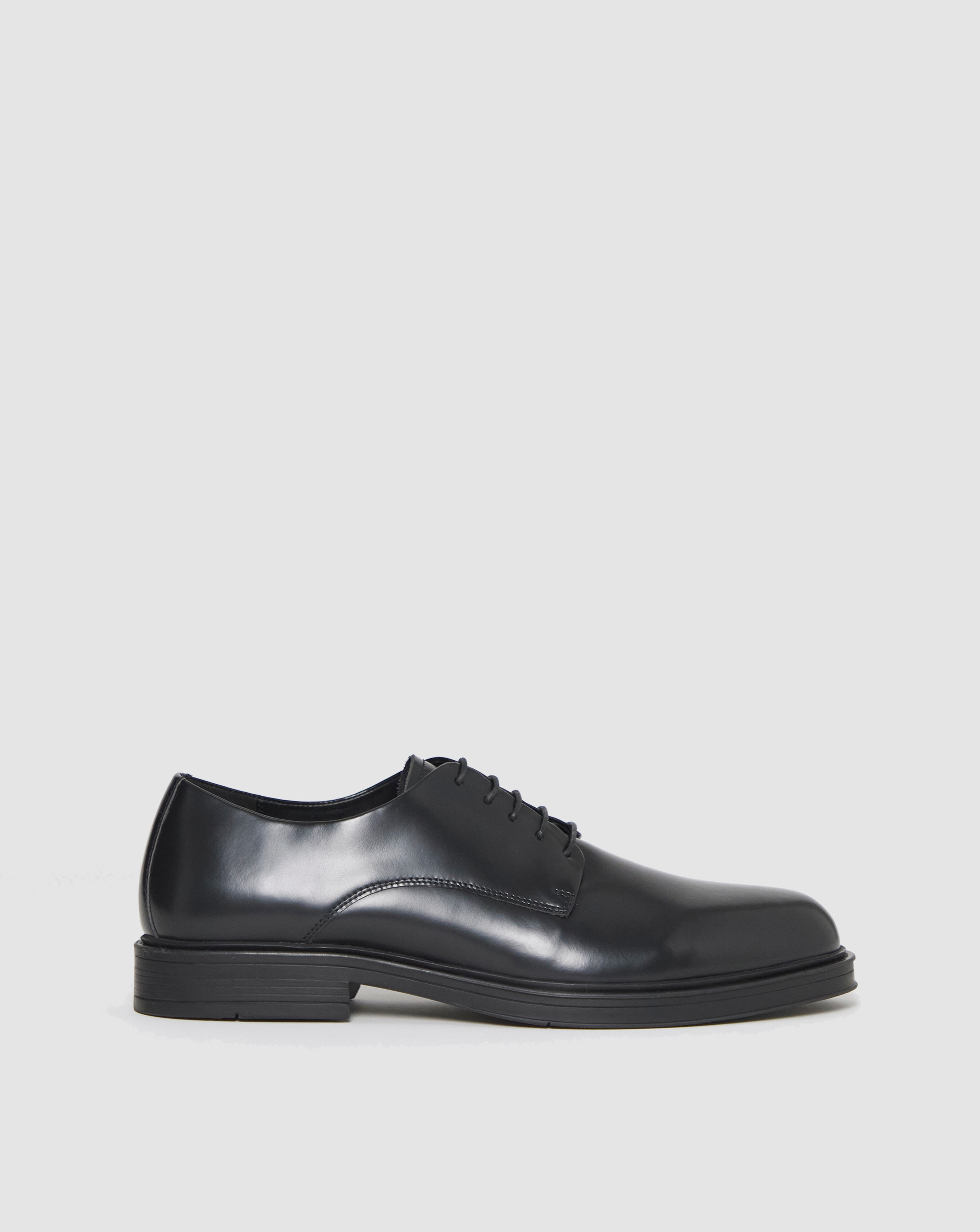 High Shine Dinner Shoe Standard Fit