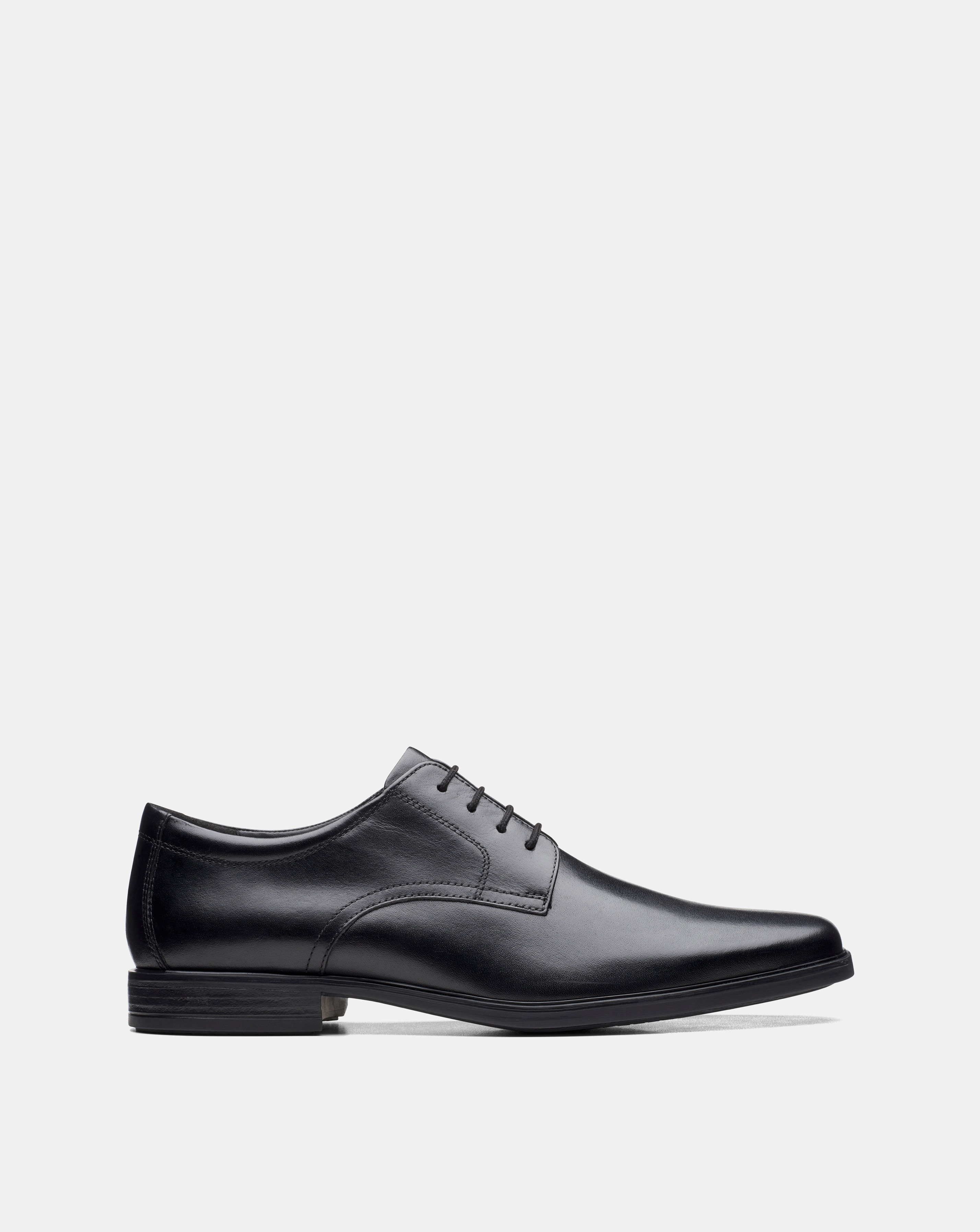 Clarks Howard Walk Leather Shoe - Black