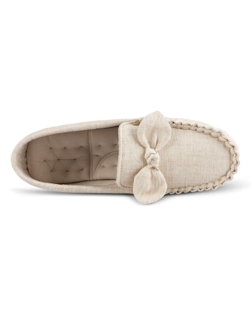Isotoner Ladies Linen Bow Moccasin Slipper