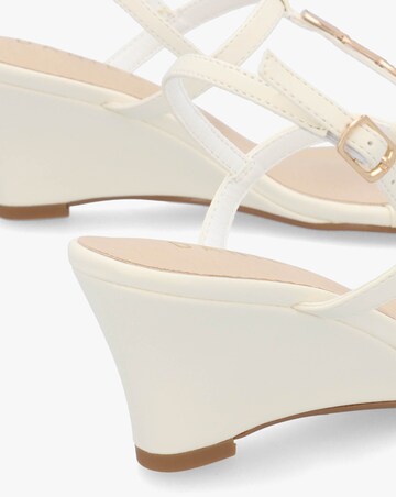 Daniel Yoko Cream Gold Trim Toe Post Mid Wedge Sandals Standard Fit