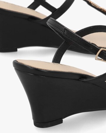 Daniel Yoko Black Gold Trim Toe Post Mid Wedge Sandals Standard Fit