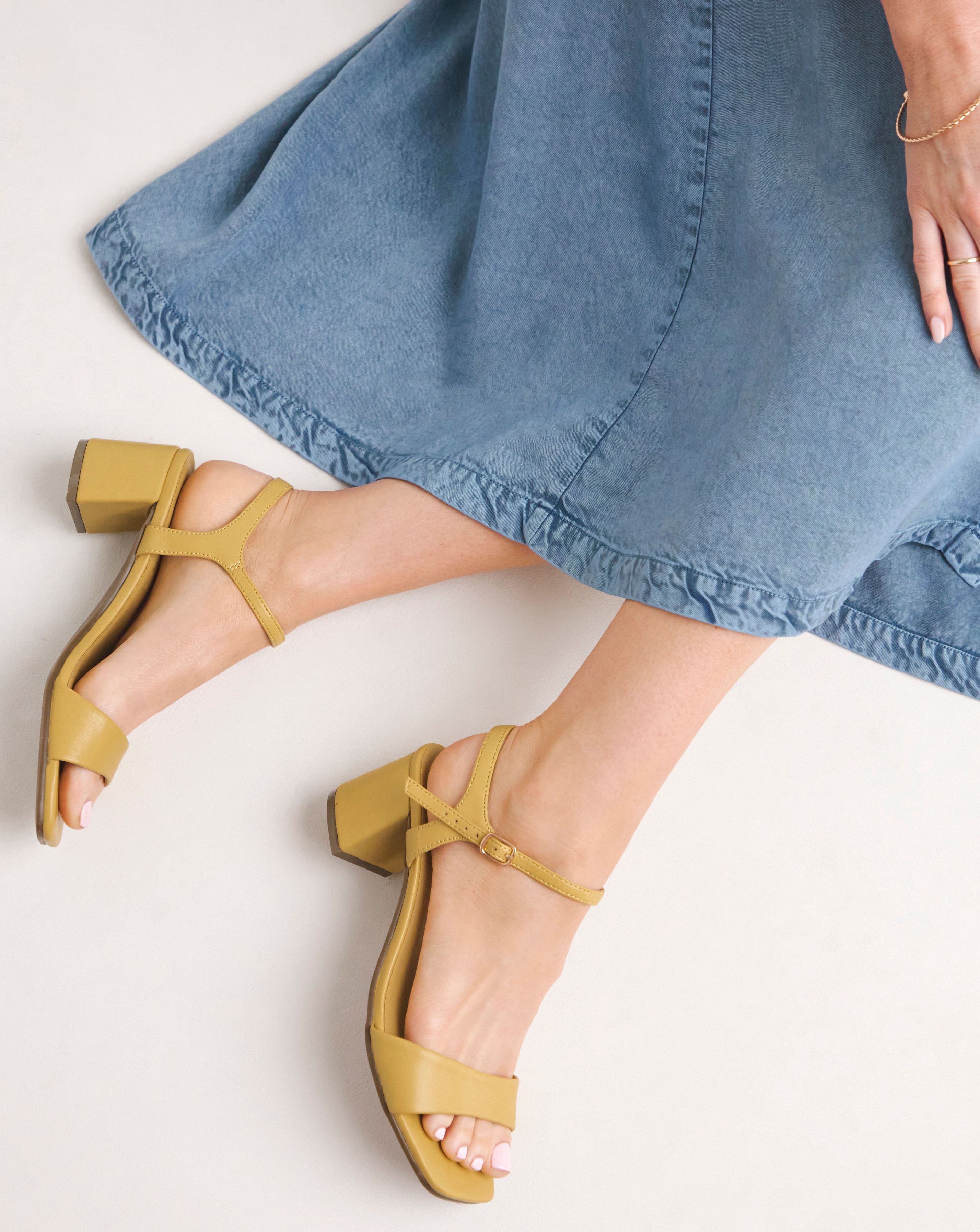 Barely There Block Heel Sandals EEE Fit