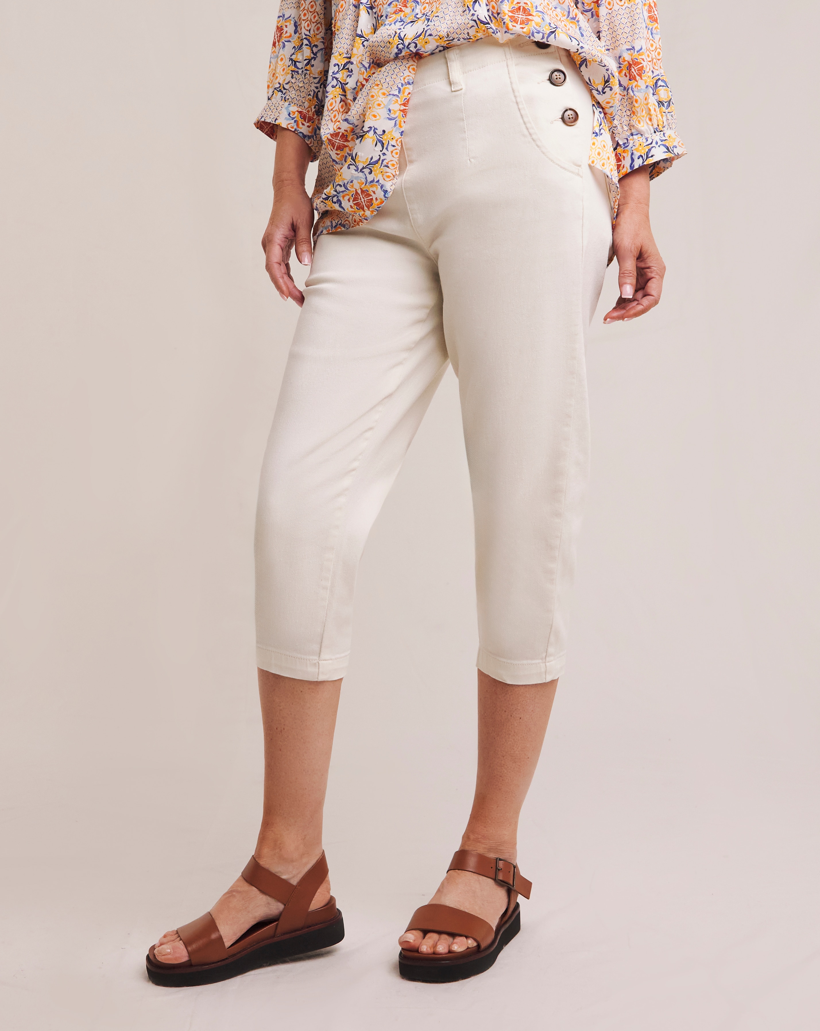 Julipa Button Side Crop Trouser