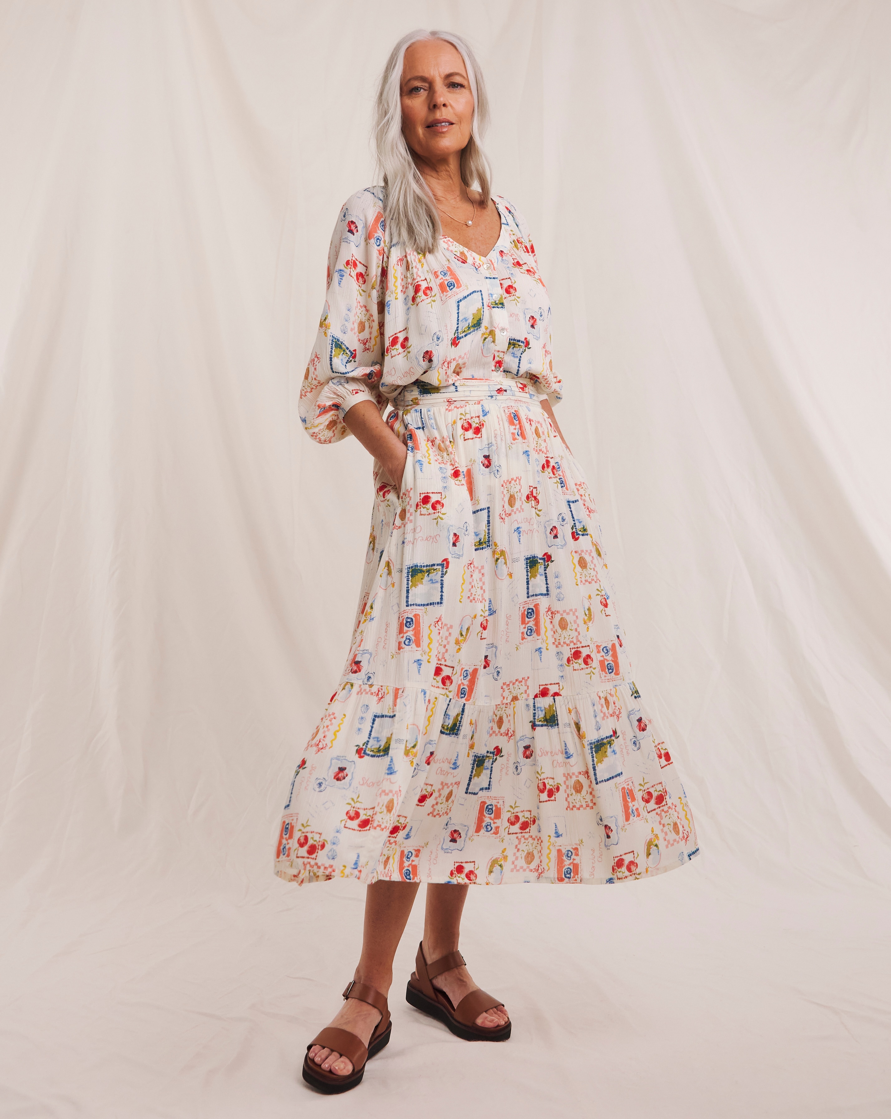 Julipa Postcard Print Crinkle Midi Skirt