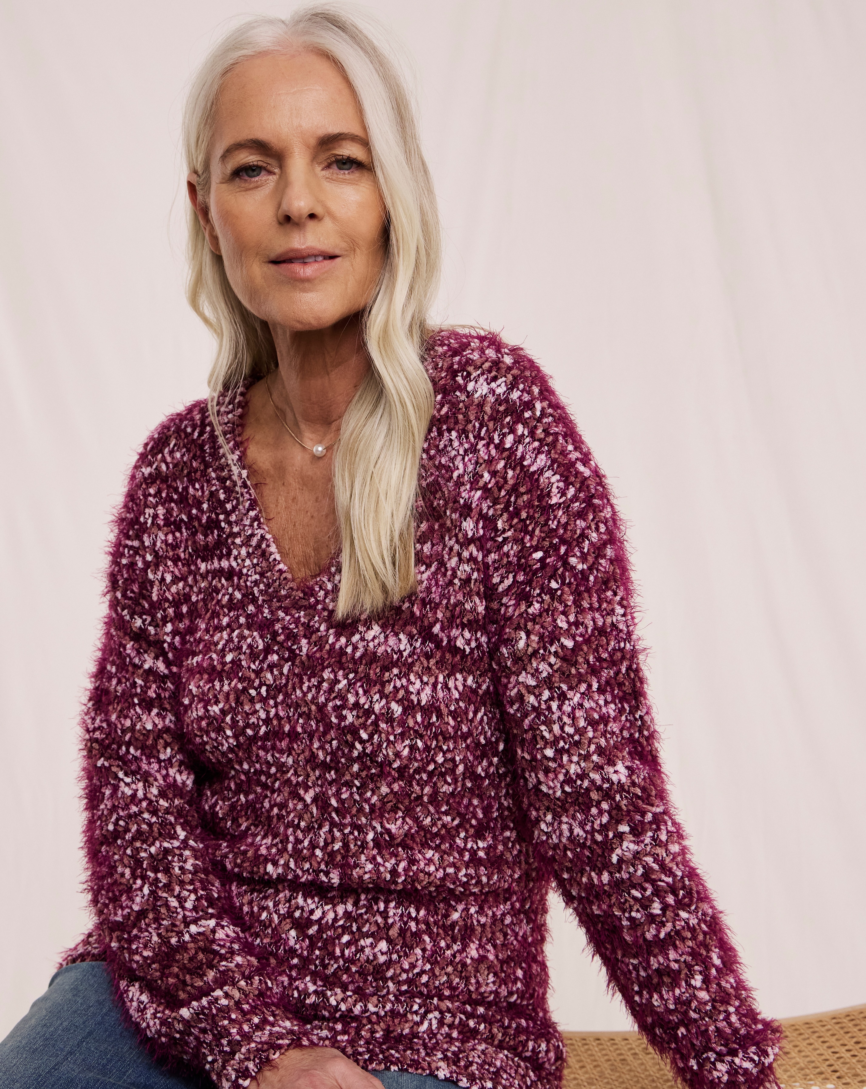 New In - Julipa V Neck Popcorn Jumper