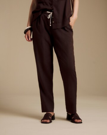 Julipa Tapered Linen Trousers