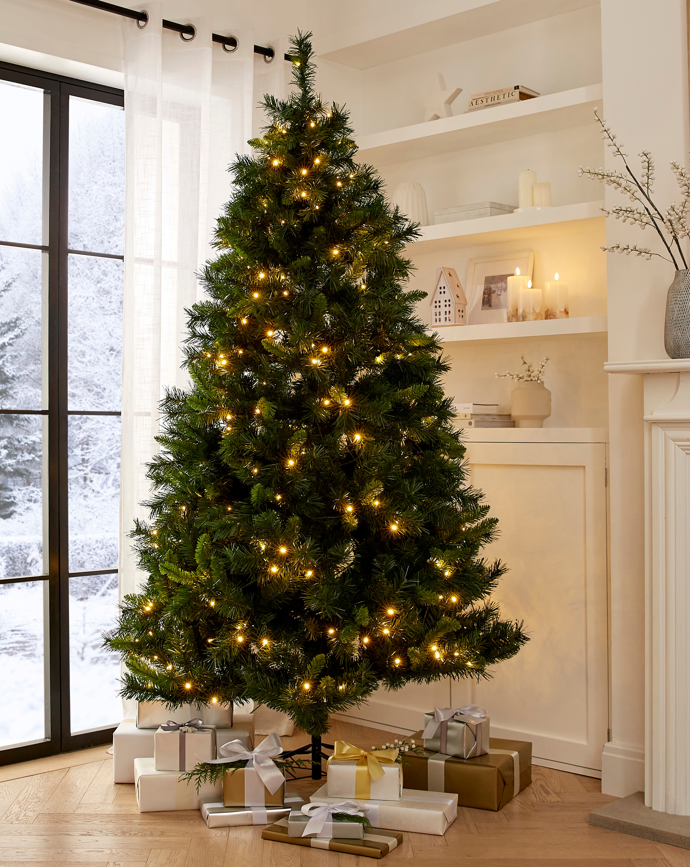 Malmo Pre-Lit Pine Christmas Tree