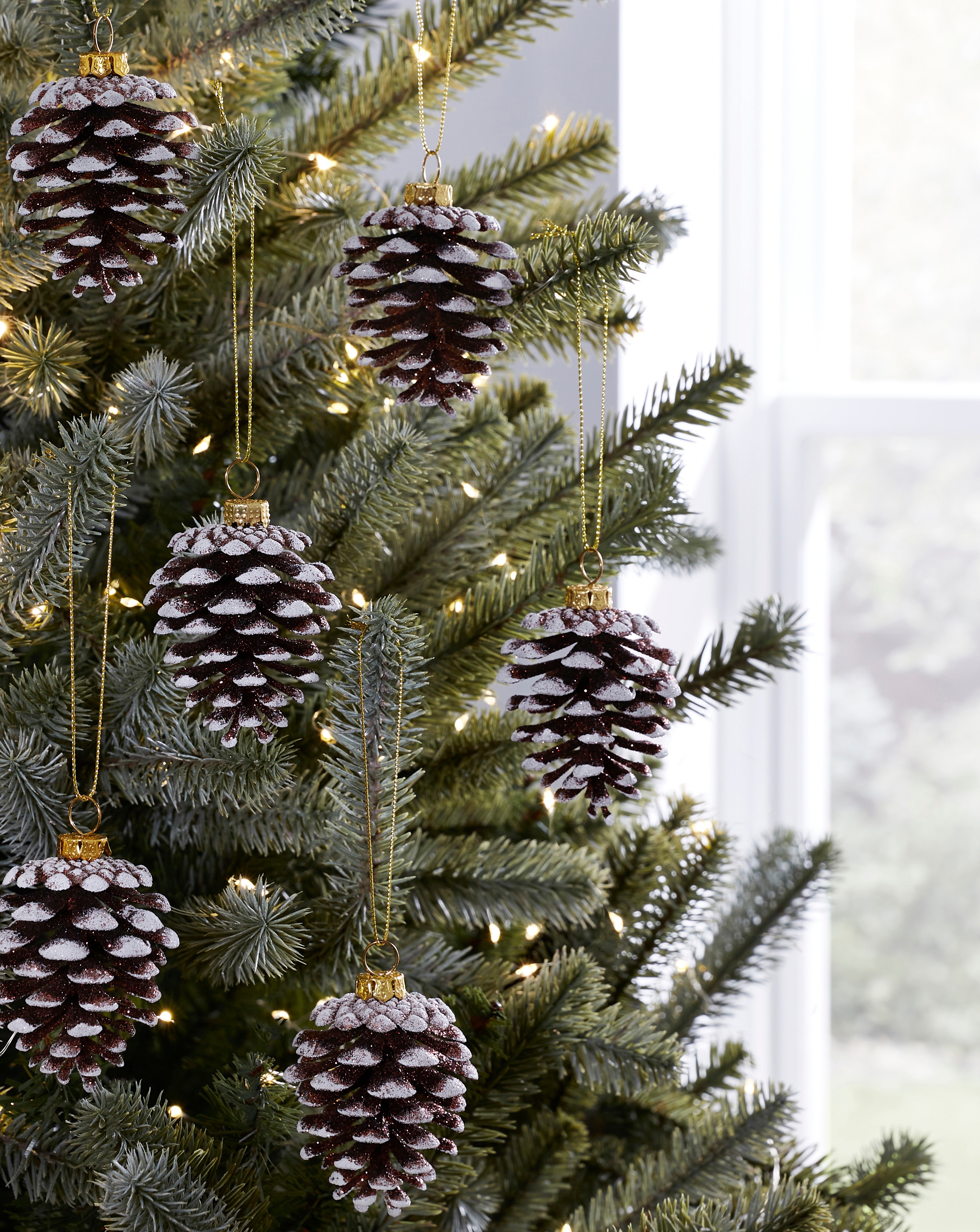 Set of 9 Hanging Pinecones with Glitter