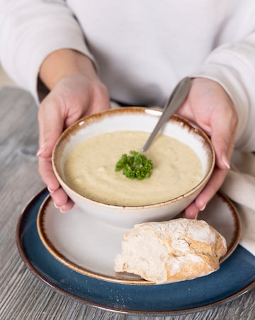 Mason Cash Cream Reactive Glaze 12 Piece Dinner Set