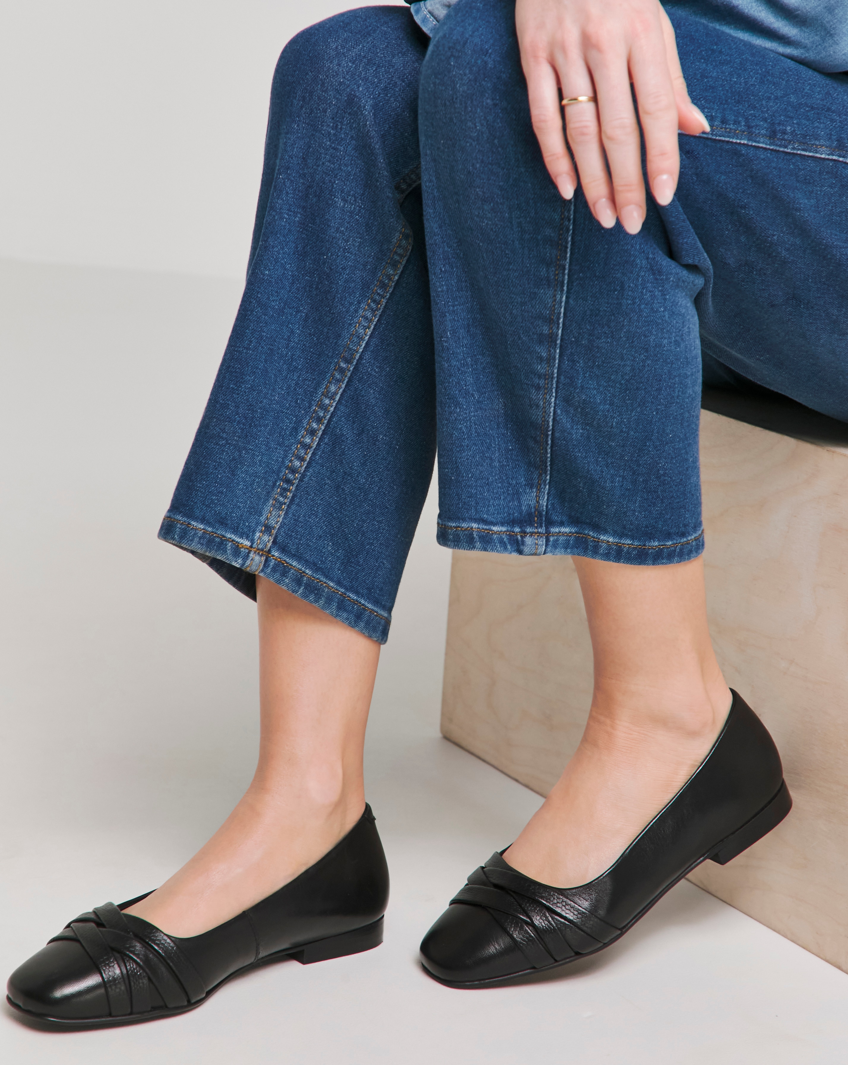 Crossover Detail Ballerina Wide Fit