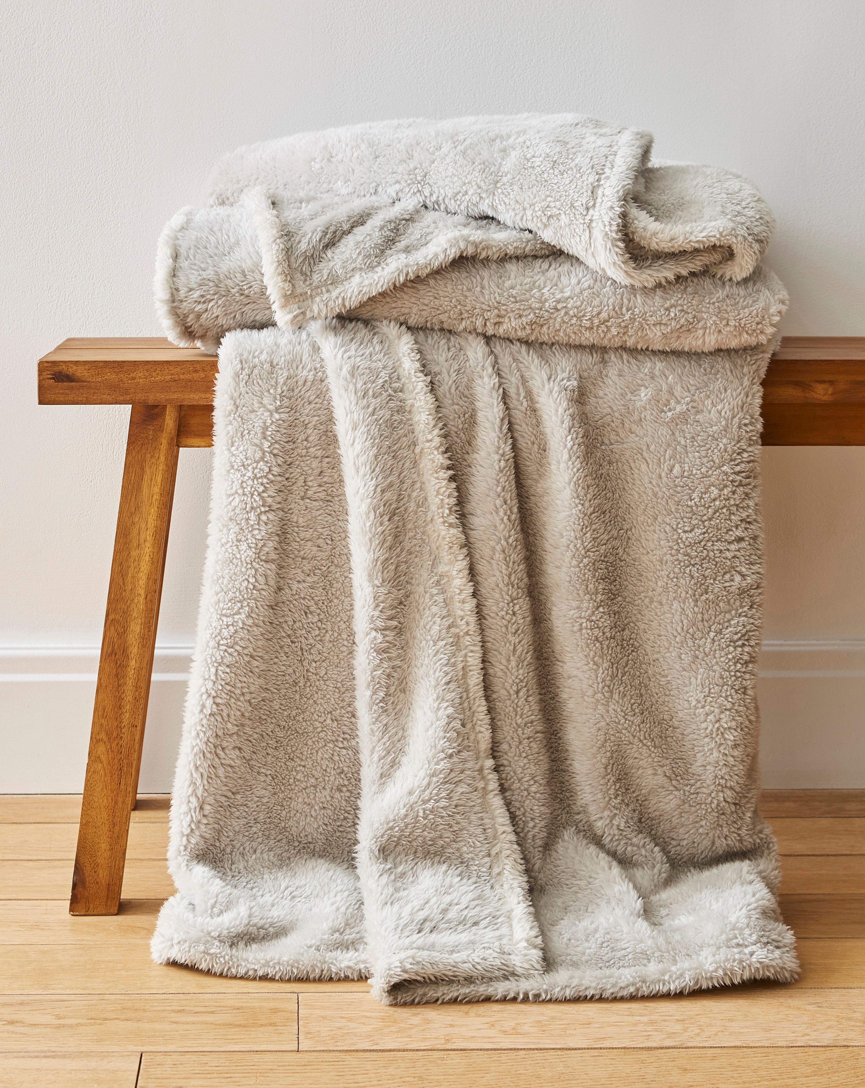 Cuddle Fleece Throw - Grey