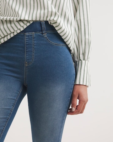 Amber Mid Blue Pull On Skinny Jeggings
