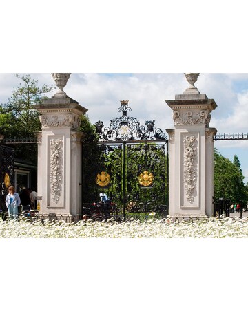Visit to Kew Gardens and Palace for Two E-Voucher