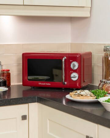 Russell Hobbs RHRETMM705R 17Litre Retro Manual Microwave - Red