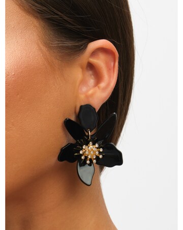 Mood Jet Resin Flower Statement Drop Earrings