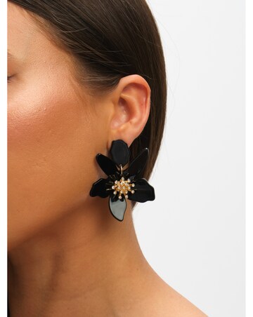 Mood Jet Resin Flower Statement Drop Earrings