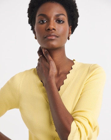 Scallop Hem Knitted Cardigan