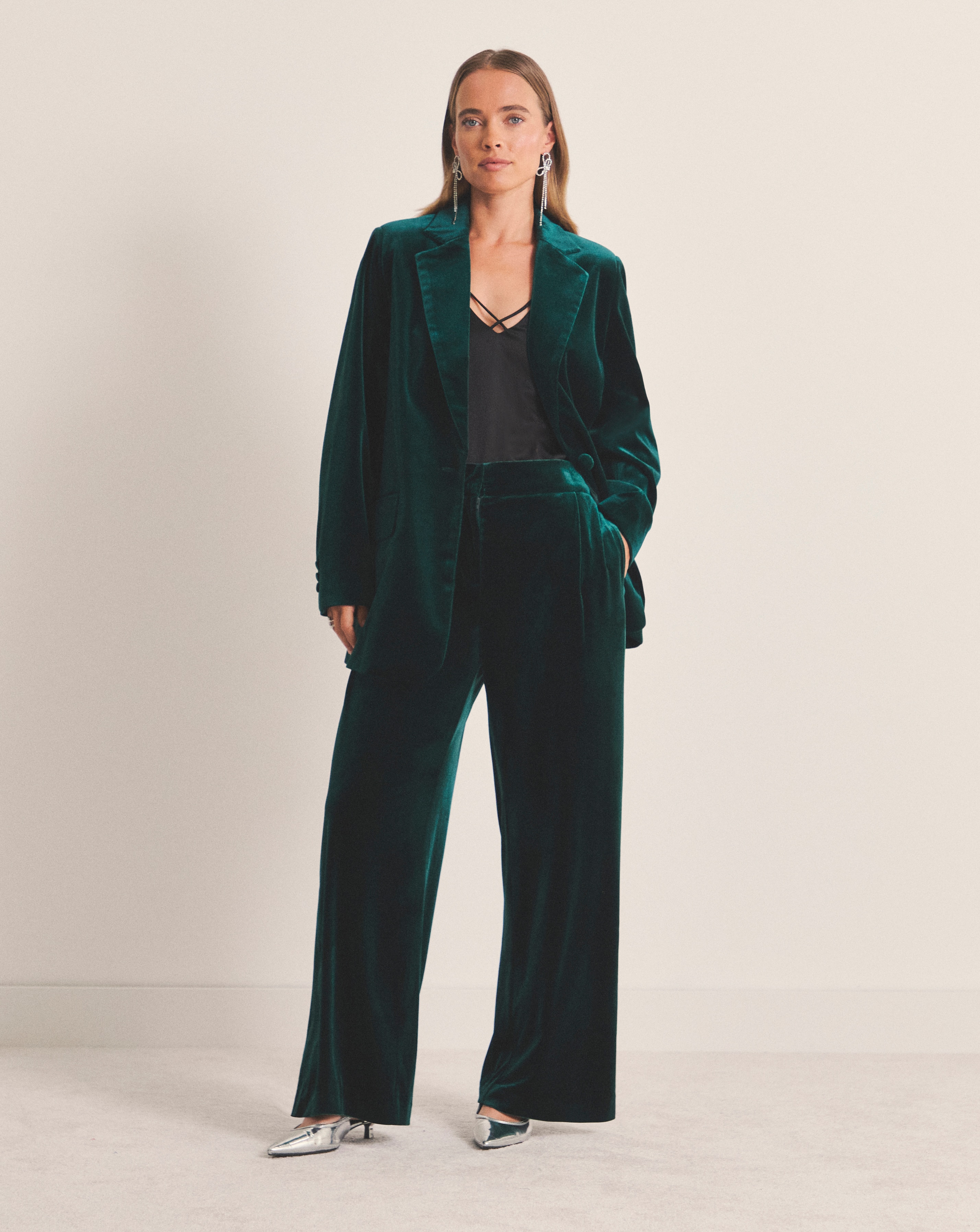 New In - SBE Velvet Wide Leg Trouser