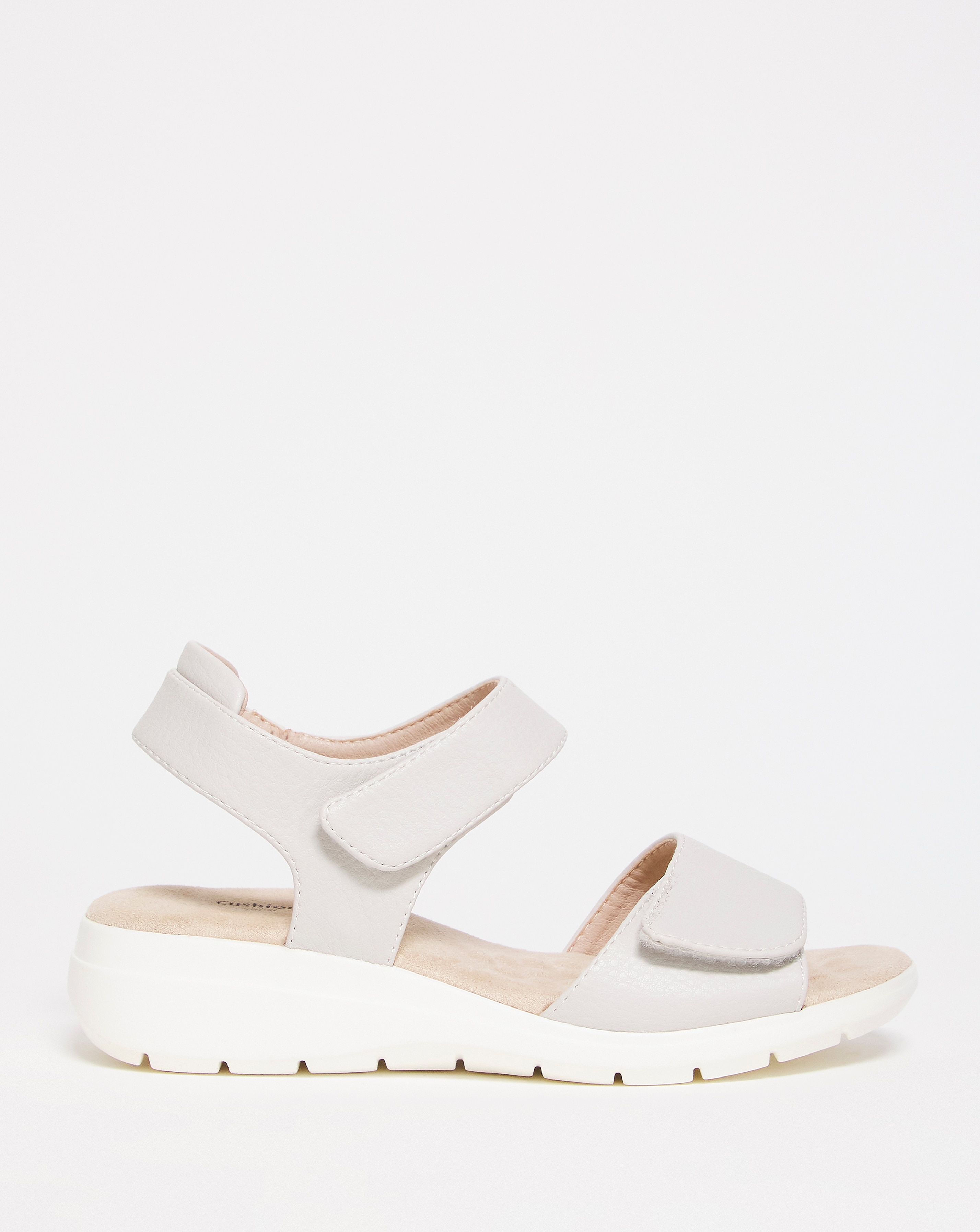 Cushion Walk T&C Sandal EEEEE Fit