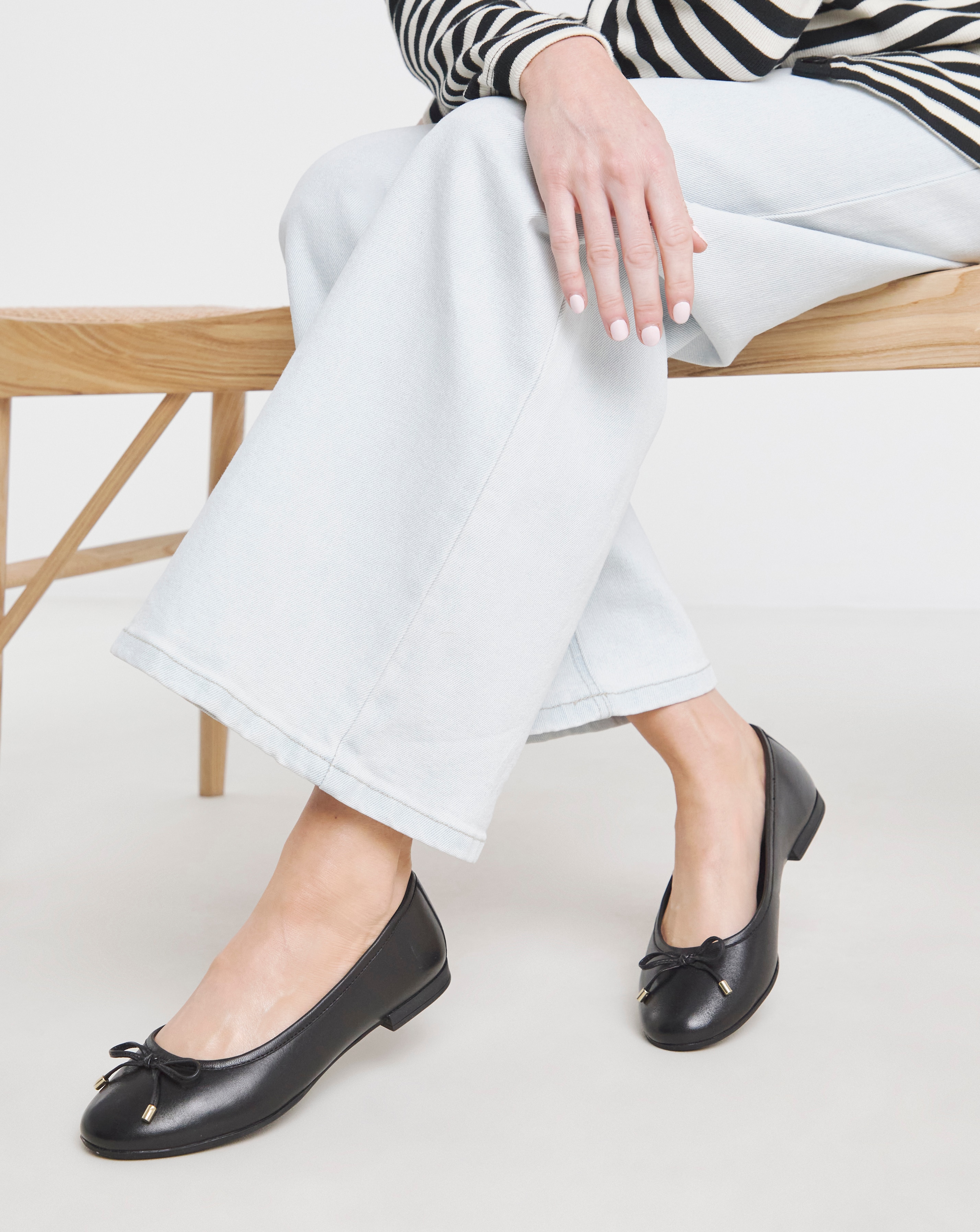 Classic Leather Ballerina Wide