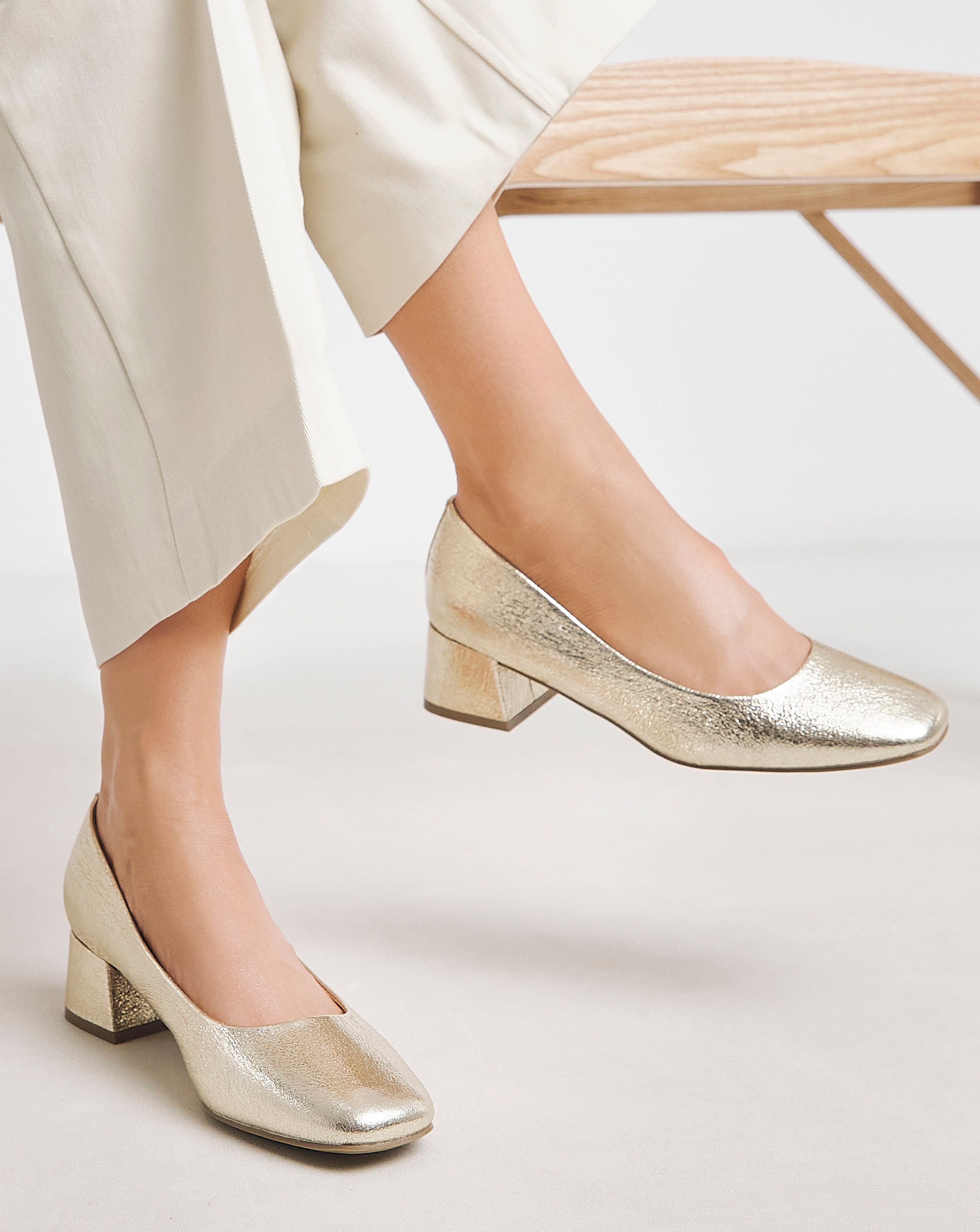 Low Block Heel Court Shoes Ex Wide