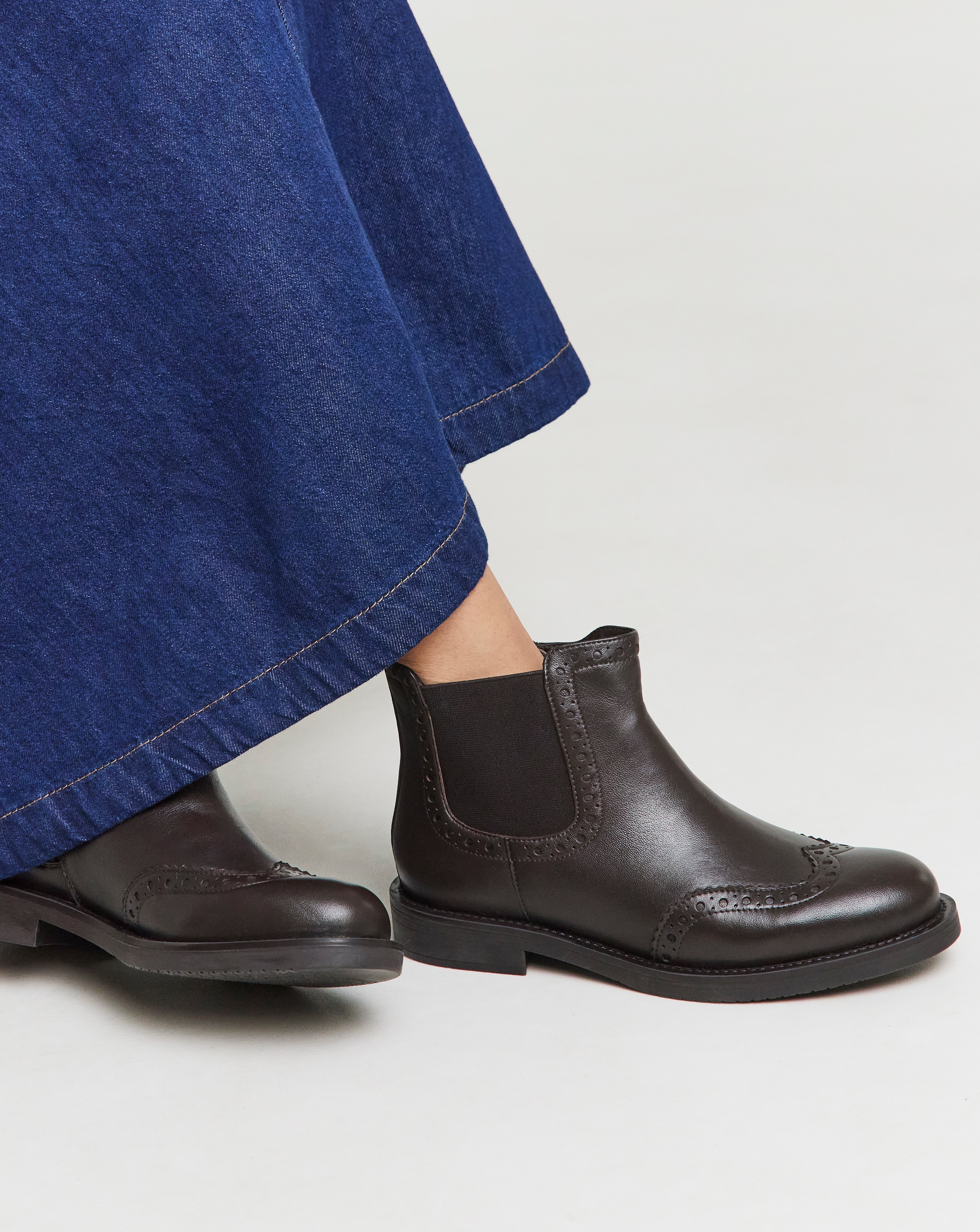 Leather Chelsea Boots With Broguing Wide