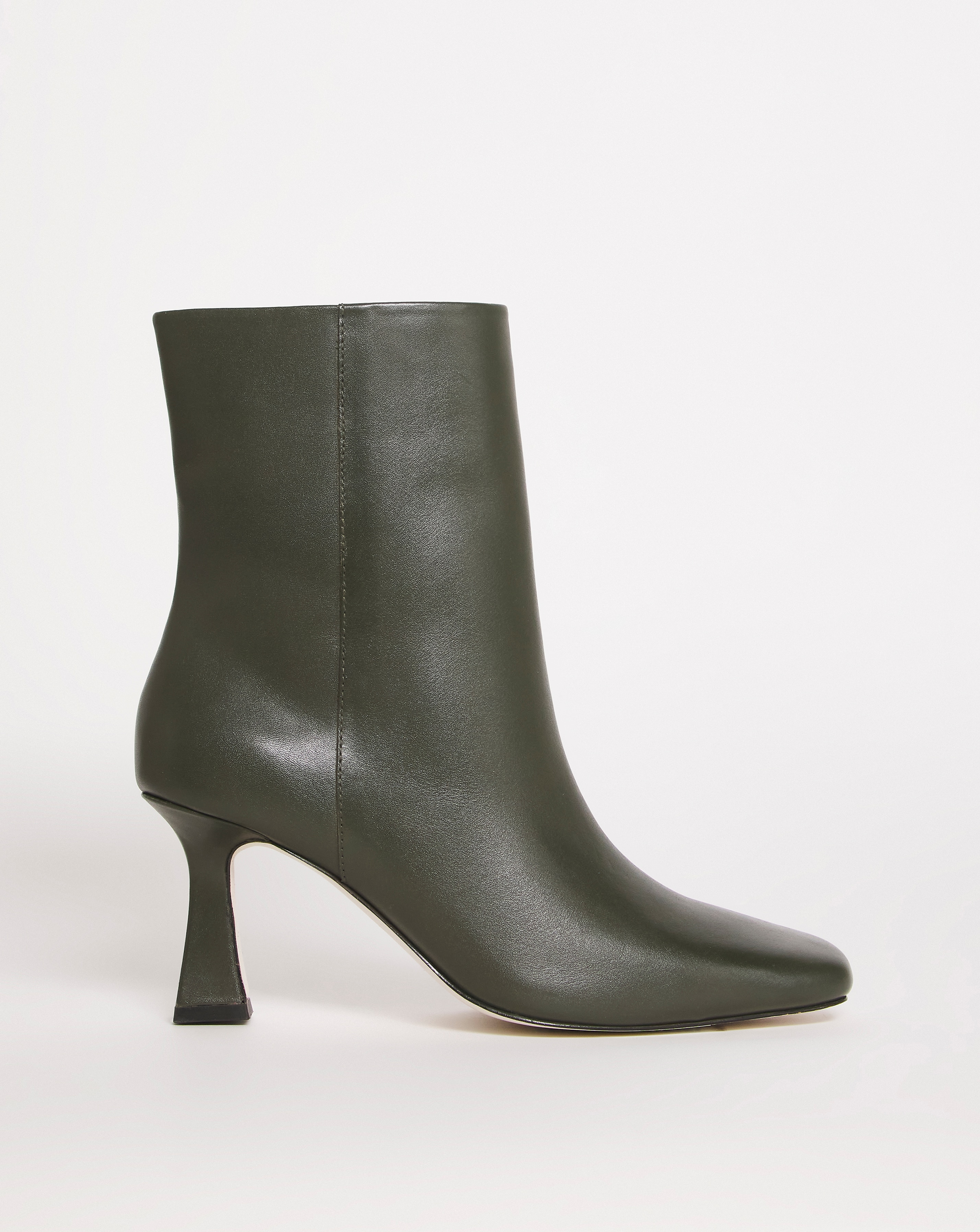 Leather Square Toe Boot E Fit