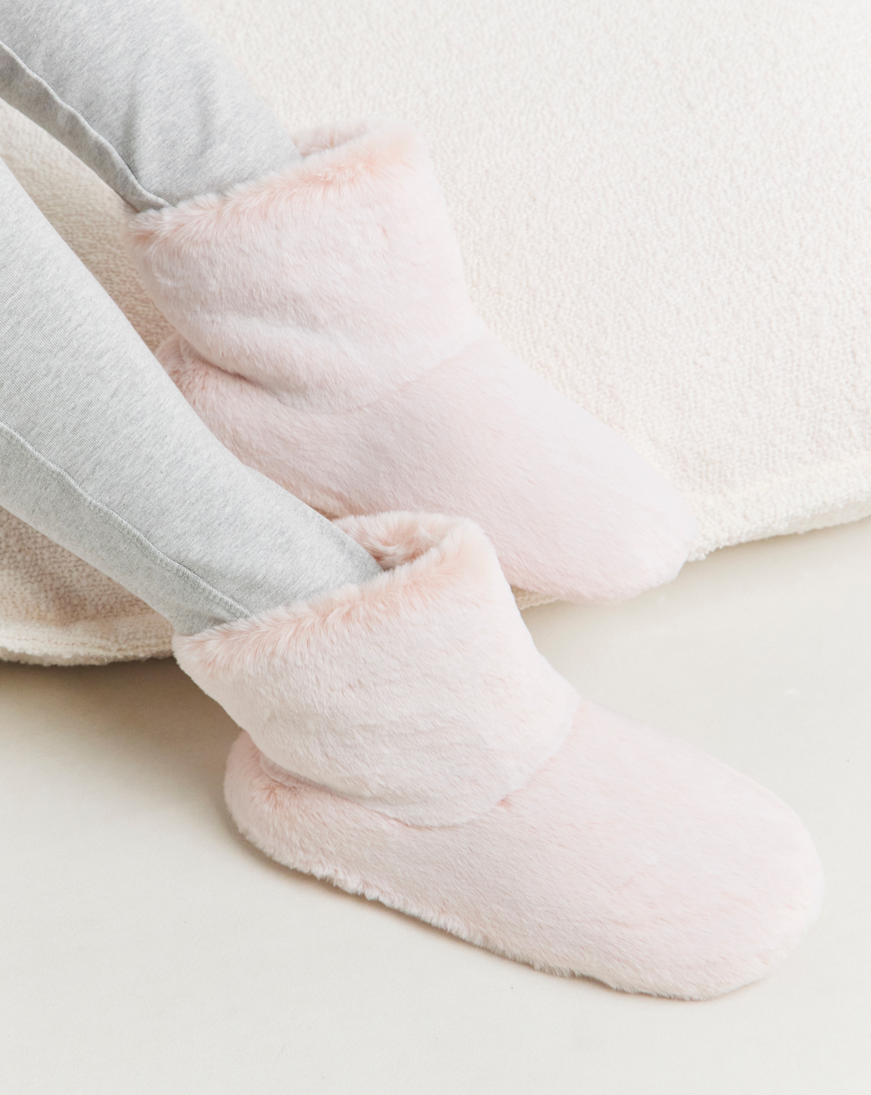 Fluffy Bootie Slipper Wide Fit