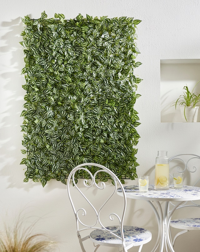 Luscious Leaf Screening Panel