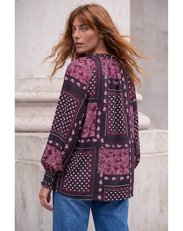 Roman Patchwork Print V-Neck Top