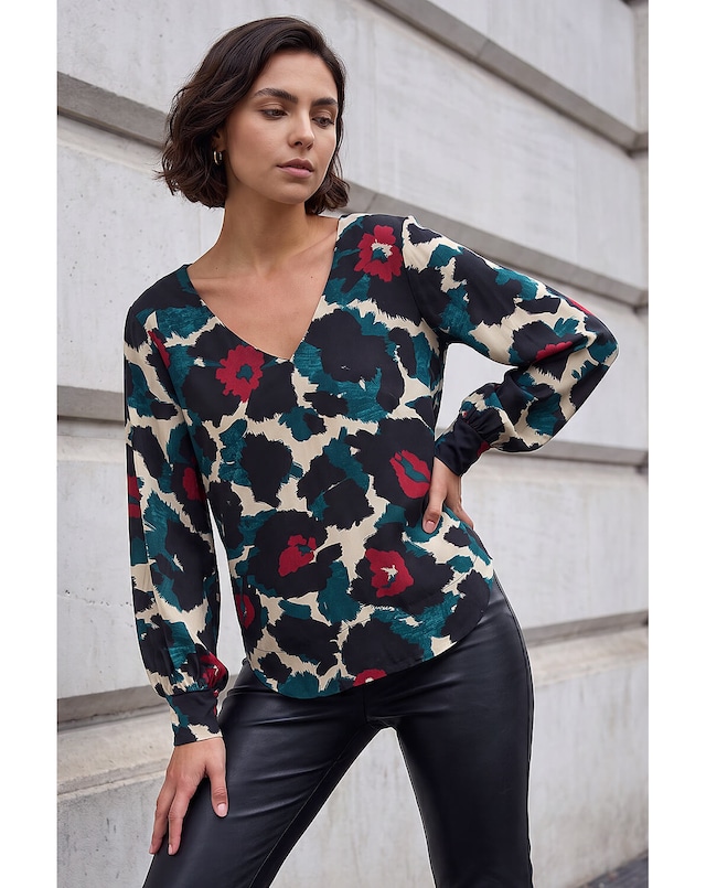 Roman Animal Print V-Neck Top