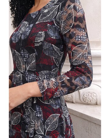 Roman Leaf Lace Stretch Dress