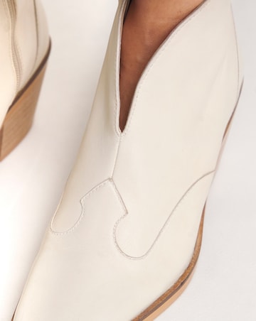 Alma Leather V Cut Western Ankle Boots - Standard Fit (D)