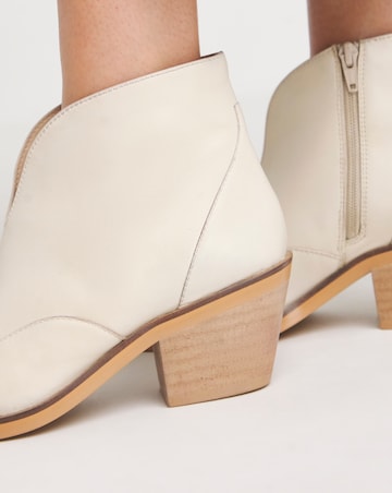 Alma Leather V Cut Western Ankle Boots - Standard Fit (D)