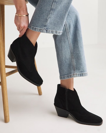 Alma Suede V Cut Western Ankle Boots Standard D Fit