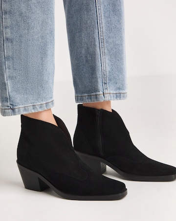 Alma Suede V Cut Western Ankle Boots Standard D Fit