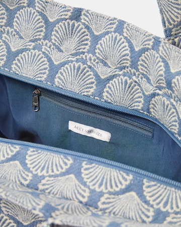 Accessorize Shell Print Weekend Bag