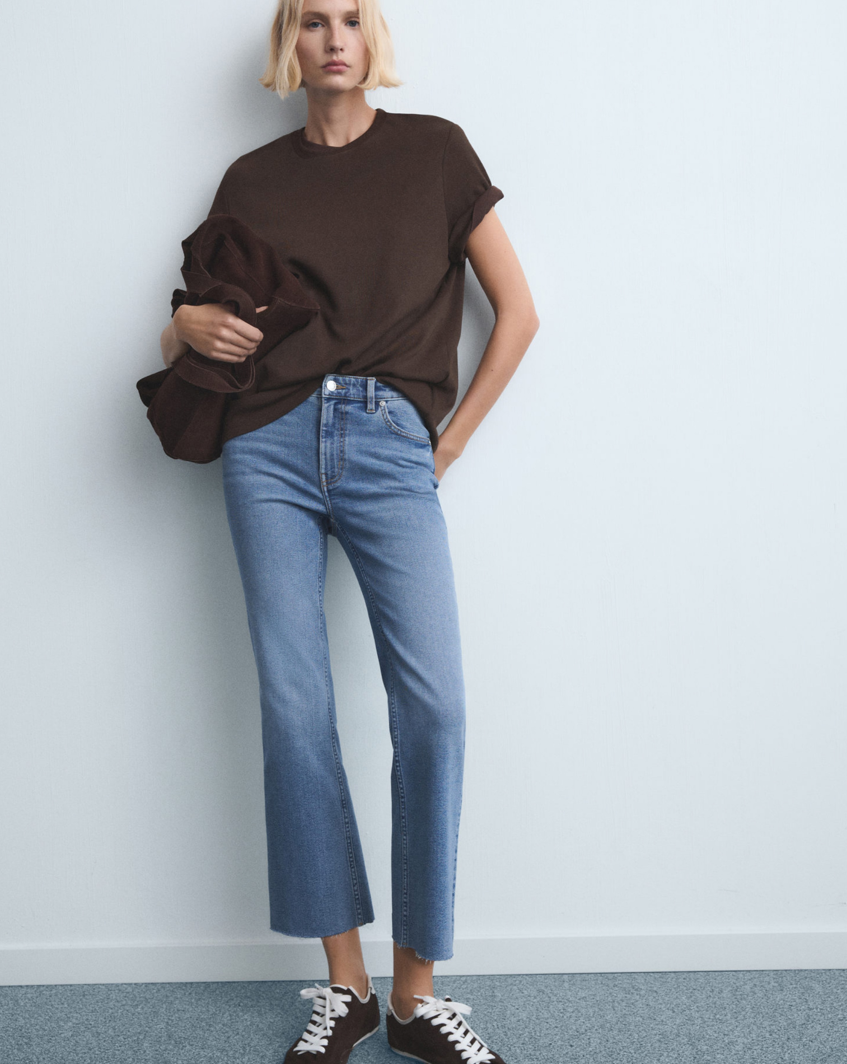 New In - Mango Flared Crop Jean