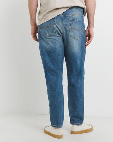 Loose Tapered Fit Jean