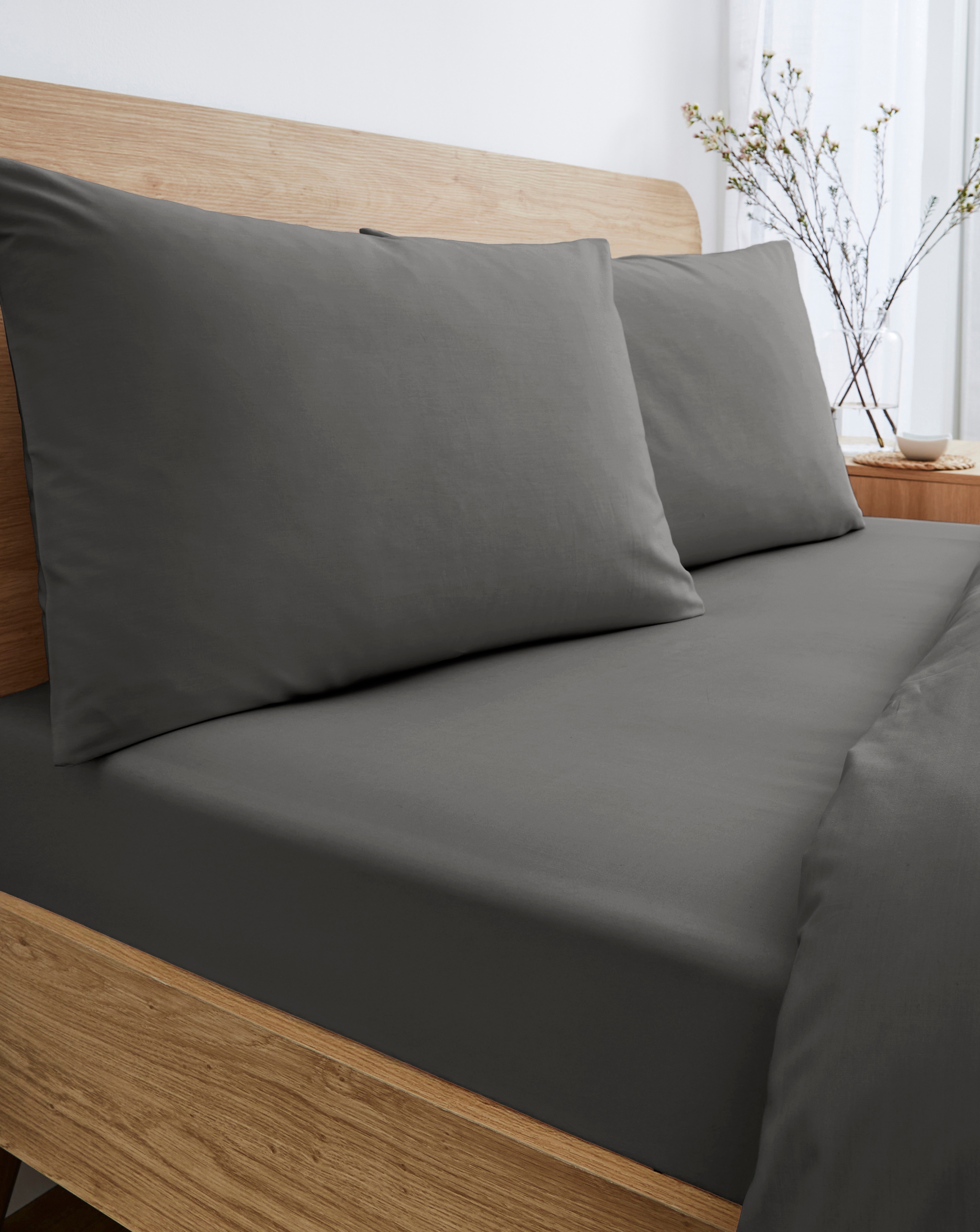 Pure Cotton 200TC 30cm Fitted Sheet - Charcoal
