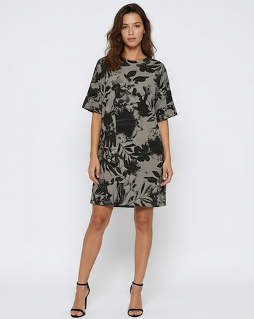 Religion Dress