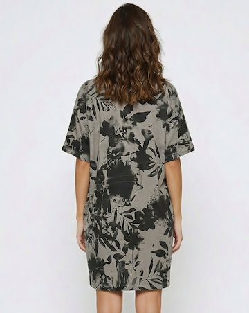 Religion Dress