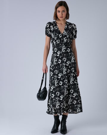 Religion Dress