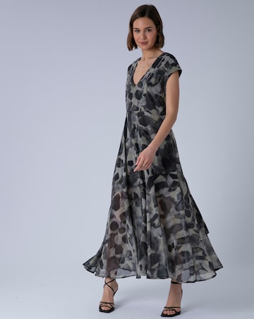 Religion Dress